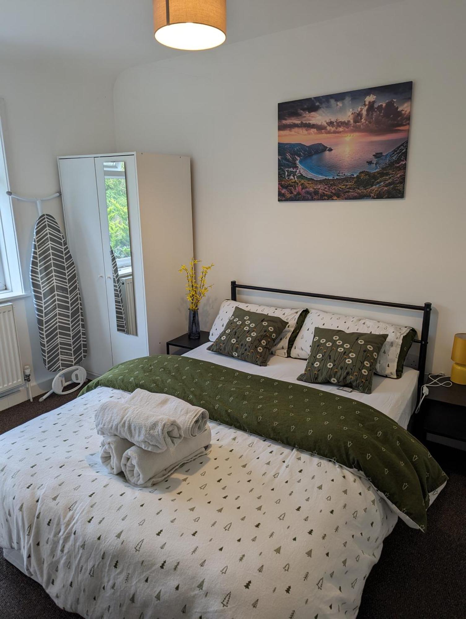 Fantastic 3-Bedroom House In London Morden  Luaran gambar