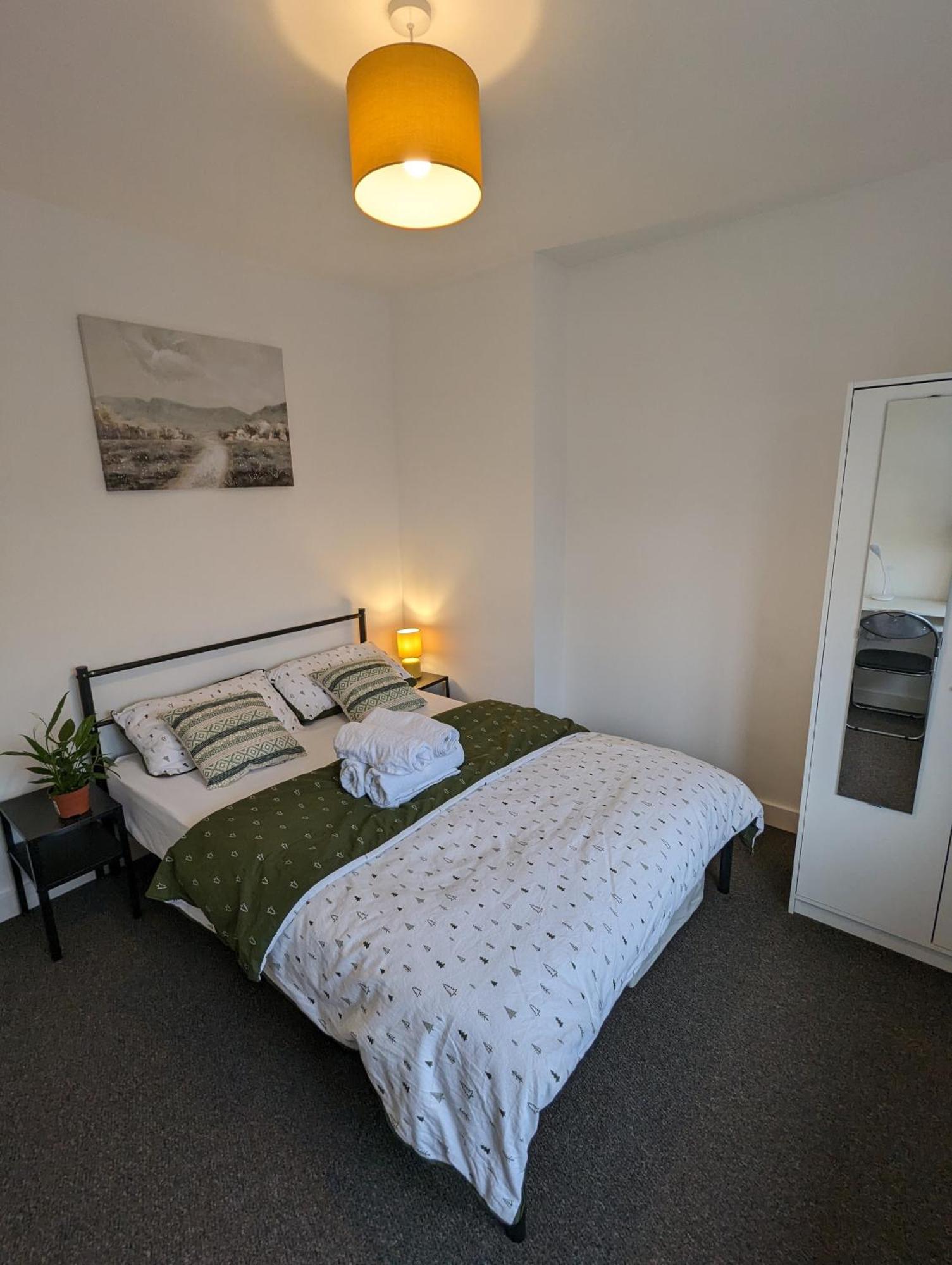Fantastic 3-Bedroom House In London Morden  Luaran gambar